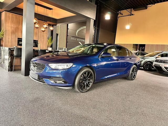 Blauw Gebruikt 2020 Opel Insignia Edition Hatchback | € 21.750 (Eerlijke prijs) - Afbeelding 1/3