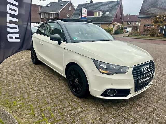 Occasion Audi A1 Design 122 PK (89 kW) 2011 Wit (metallic) Hatchback