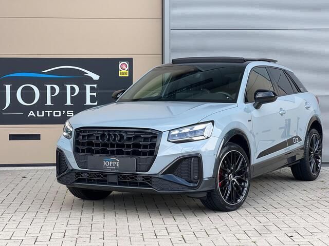 Grijs, metallic lak Gebruikt 2021 Audi Q2 Edition .1 SUV | € 38.950 (Duur) - Afbeelding 1/4