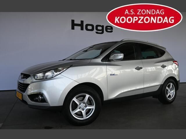 Grijs, metallic lak Gebruikt 2013 Hyundai ix35 Style SUV | € 11.940 (Eerlijke prijs) - Afbeelding 1/4