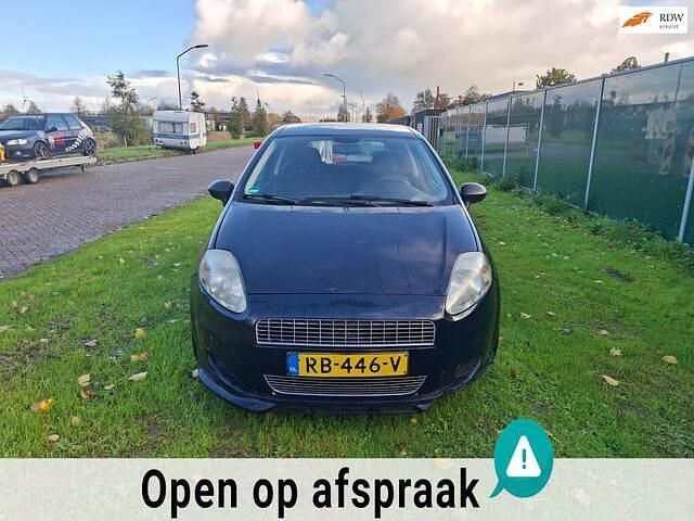 Blauw Gebruikt 2009 Fiat Grande Punto Active Hatchback | € 750 (Super prijs) - Afbeelding 1/4