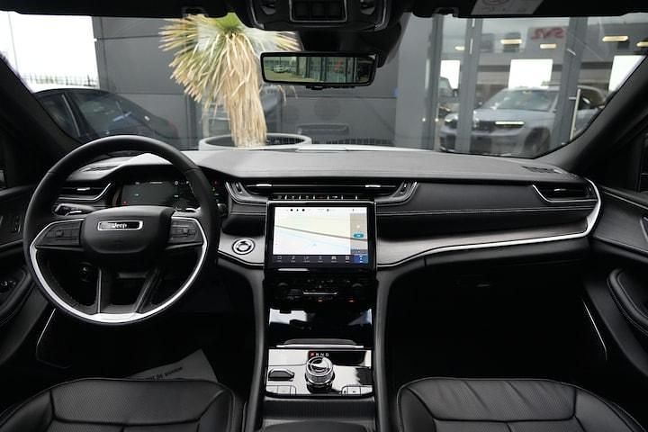 Nieuw Jeep Grand Cherokee Limited 381 PK (280 kW) 2025 Wit SUV