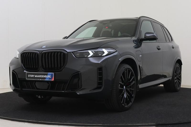 Grijs Nieuw 2025 BMW X5 Executive SUV | € 136.674 (Eerlijke prijs) - Afbeelding 1/4