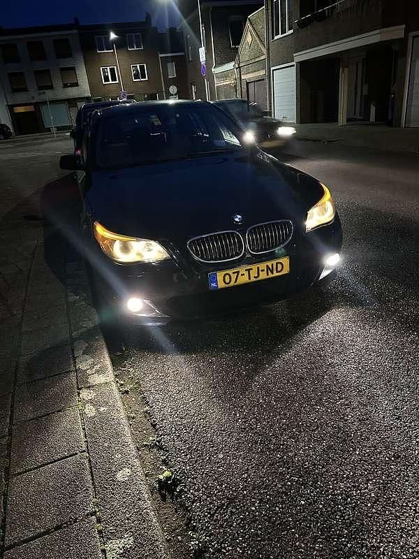 Occasion BMW 525 163 PK (119 kW) 2006 Zwart Stationwagen