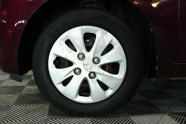 Occasion Hyundai i10 69 PK (50 kW) 2012 Paars Hatchback