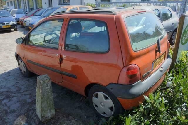 Occasion Renault Twingo 58 PK (42 kW) 1999 Oranje Hatchback