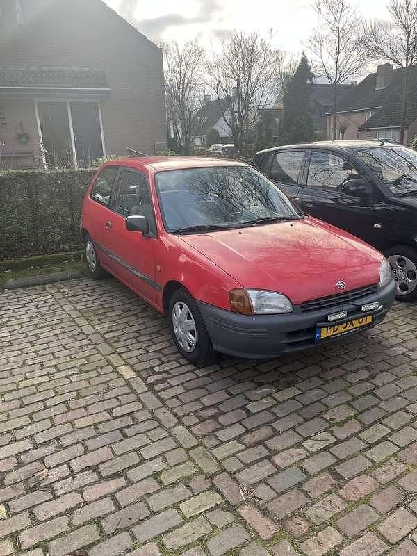 Occasion 1996 Toyota Starlet XLi Hatchback | € 1.300 - Afbeelding 1/4