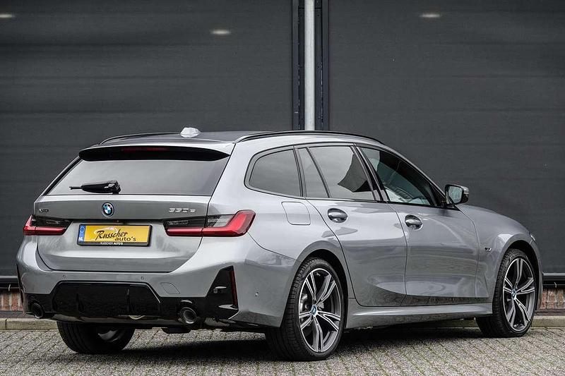 Occasion BMW 330e M Sport 292 PK (214 kW) 2022 Grijs Stationwagen