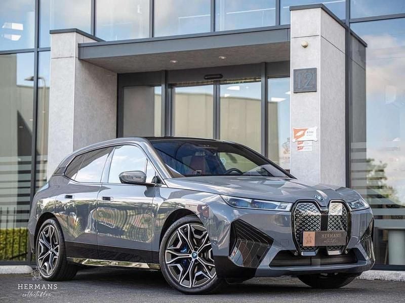 Grijs Gebruikt 2022 BMW iX Executive SUV | € 46.950 (Goede deal) - Afbeelding 1/4