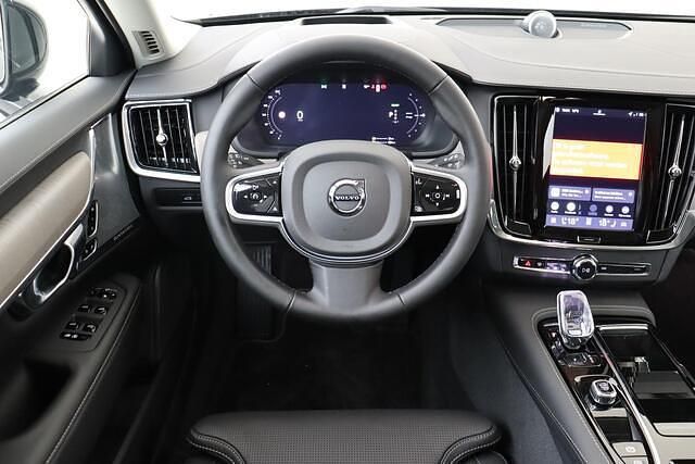 Nieuw Volvo V90 Executive 454 PK (333 kW) 2026 Zwart Stationwagen