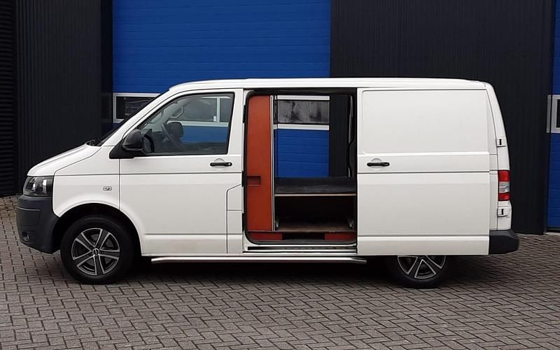 Wit Gebruikt 2010 VW T5 Van | € 6.950 (Goede deal) - Afbeelding 1/4