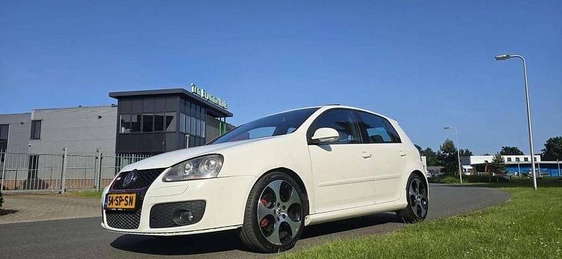 Wit Gebruikt 2006 VW Golf V GTI Hatchback | € 5.750 (Goede deal) - Afbeelding 1/4