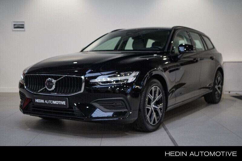 Zwart, metallic lak Gebruikt 2024 Volvo V60 Stationwagen | € 44.995 (Duur) - Afbeelding 1/4