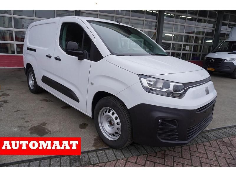Wit Nieuw 2025 Fiat e-Doblò L2 50 kWh MPV | € 22.950 - Afbeelding 1/4