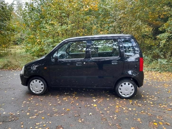 Gebruikt 2004 Opel Agila Hatchback | € 825 (Goede deal) - Afbeelding 1/4