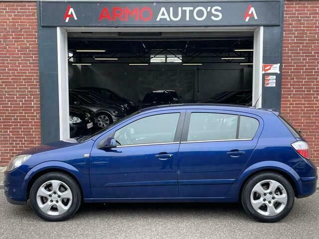 Occasion Opel Astra Cosmo 105 PK (77 kW) 2004 Blauw Hatchback