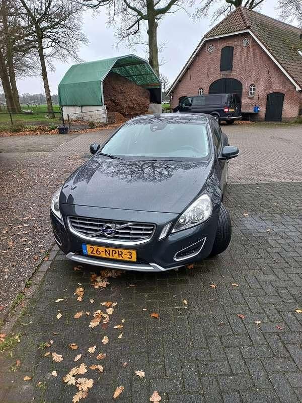 Occasion Volvo S60 203 PK (149 kW) 2010 Grijs Sedan
