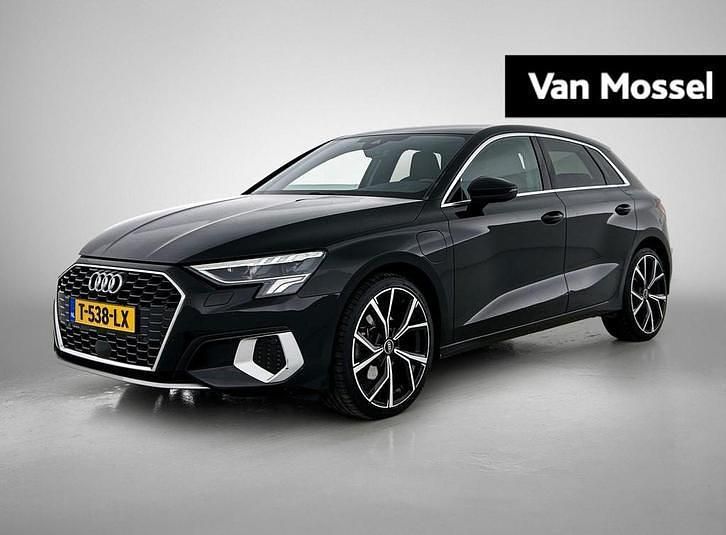 Occasion 2023 Audi A3 Advanced Sedan | € 27.900 (Super prijs) - Afbeelding 1/4