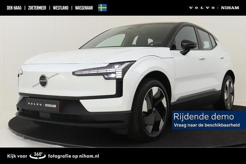 Wit Gebruikt 2025 Volvo EX30 Plus SUV | € 35.890 (Eerlijke prijs) - Afbeelding 1/4