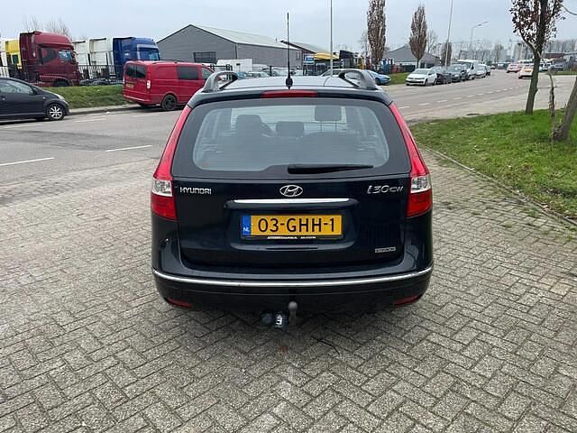 Occasion Hyundai i30 Dynamiq 116 PK (85 kW) 2008 Zwart (metallic) Stationwagen