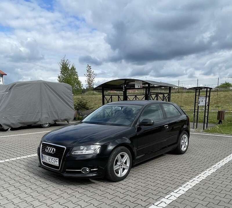 Gebruikt 2011 Audi A3 Attraction Sedan | € 29.500 - Afbeelding 1/4