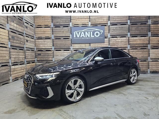 Zwart Occasion 2020 Audi A3 S-Line Sedan | € 40.950 (Goede deal) - Afbeelding 1/4