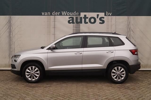 Grijs Gebruikt 2020 Skoda Karoq Business Line SUV | € 18.900 (Super prijs) - Afbeelding 1/4