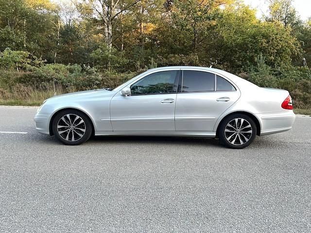 Occasion Mercedes E200 Avantgarde 136 PK (100 kW) 2007 Grijs Sedan