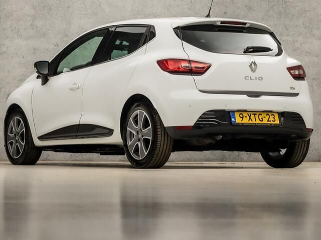 Occasion Renault Clio IV Night&Day 90 PK (66 kW) 2014 Wit Hatchback