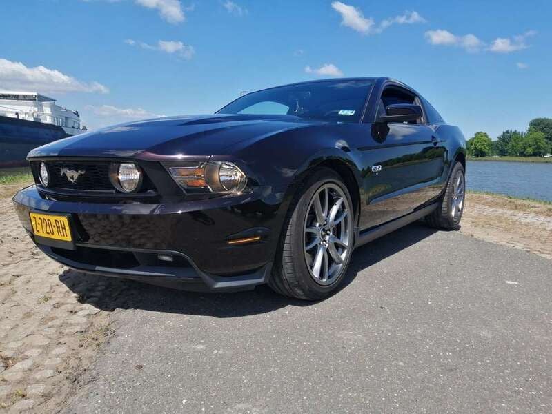 Zwart Gebruikt 2011 Ford Mustang Coupé | € 34.450 - Afbeelding 1/4
