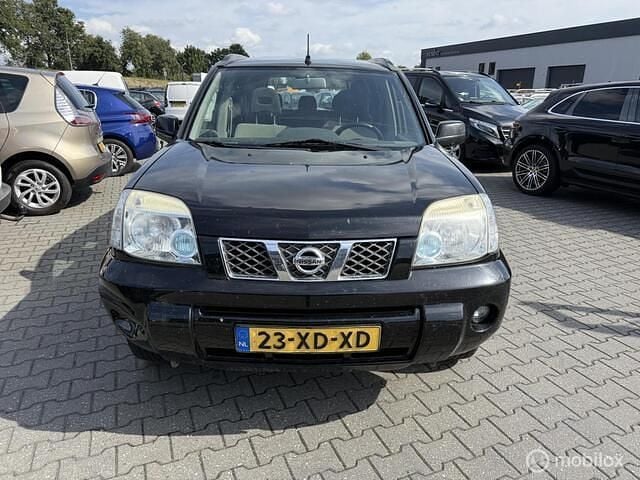 Zwart Gebruikt 2007 Nissan X-Trail Comfort SUV | € 2.450 - Afbeelding 1/4