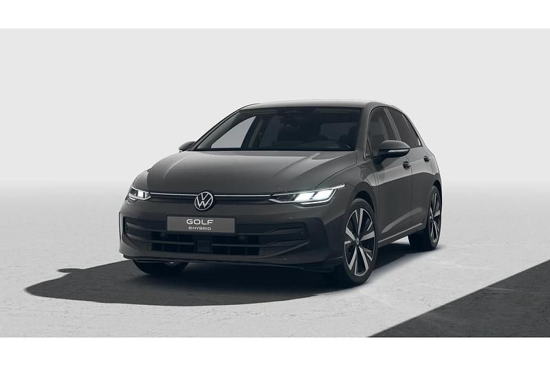 Dolphine grey Nieuw 2025 VW Golf VIII Edition Hatchback | € 41.495 (Super prijs) - Afbeelding 1/4