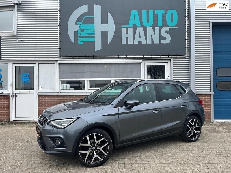 Grijs Occasion 2018 Seat Arona FR SUV | € 11.999 (Goede deal) - Afbeelding 1/4