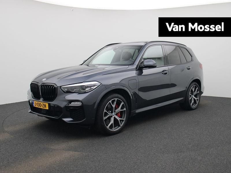 Grijs Gebruikt 2020 BMW X5 Executive SUV | € 51.900 (Goede deal) - Afbeelding 1/4