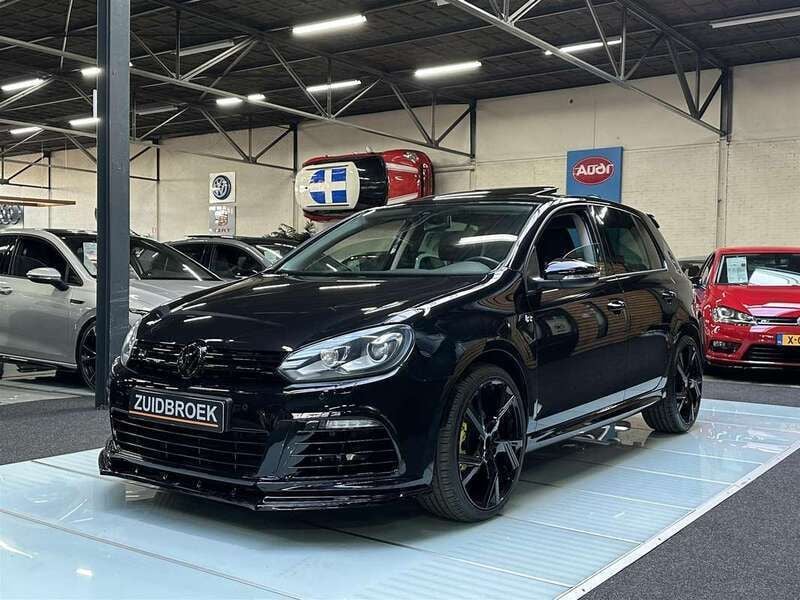 Zwart Gebruikt 2010 VW Golf VI R Hatchback | € 13.999 - Afbeelding 1/4