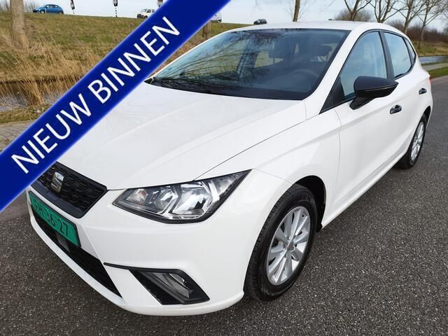 Wit Gebruikt 2018 Seat Ibiza Style Hatchback | € 9.999 (Eerlijke prijs) - Afbeelding 1/4
