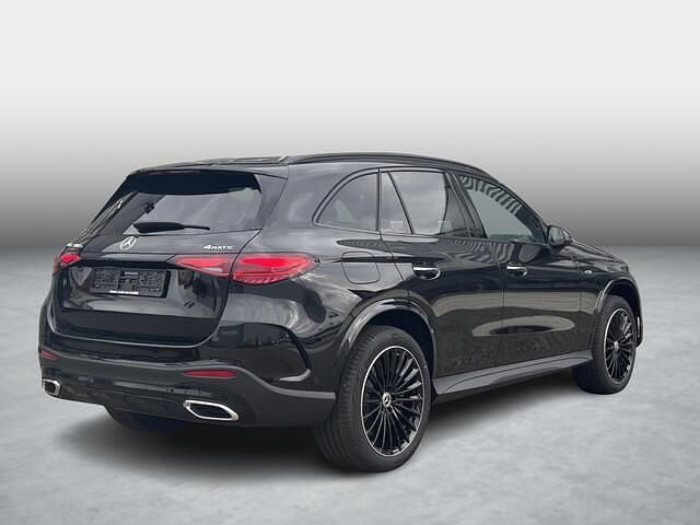 Occasion Mercedes GLC300 Sport Edition 204 PK (150 kW) 2026 Zwart SUV