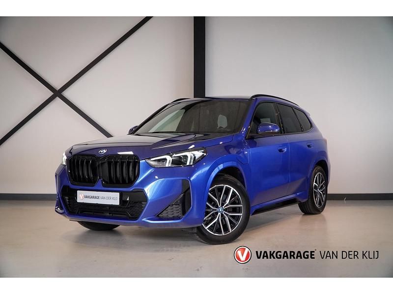 Blauw Gebruikt 2025 BMW X1 M Sport SUV | € 57.950 (Eerlijke prijs) - Afbeelding 1/4