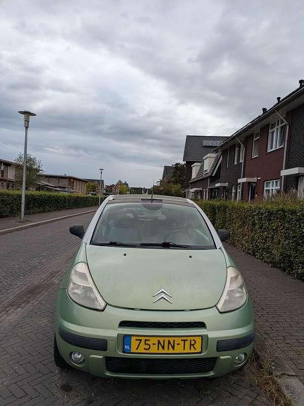 Groen Gebruikt 2004 Citroën C3 Cabriolet | € 500 (Duur) - Afbeelding 1/4