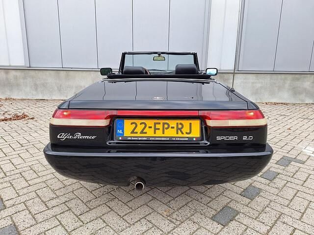 Occasion Alfa Romeo Spider 117 PK (86 kW) 1992 Zwart Cabriolet