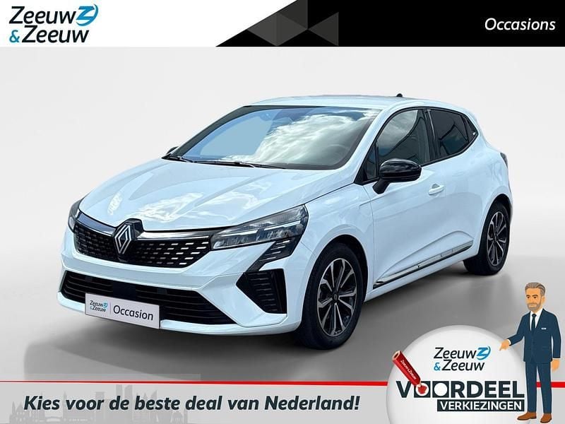 Wit Gebruikt 2024 Renault Clio V Techno Hatchback | € 24.435 (Iets duurder) - Afbeelding 1/4