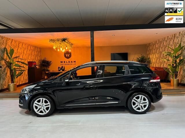 Zwart, metallic lak Gebruikt 2019 Renault Clio GrandTour LIMITED Stationwagen | € 8.990 (Goede deal) - Afbeelding 1/4