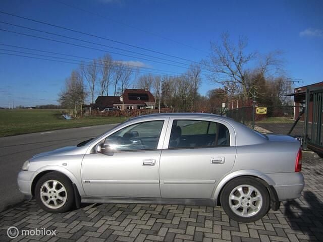 Occasion Opel Astra 84 PK (61 kW) 2003 Grijs Hatchback