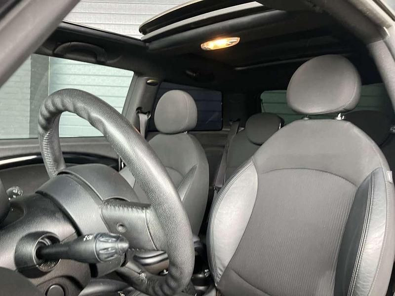 Occasion Mini Cooper SD 143 PK (105 kW) 2014 Zwart Hatchback