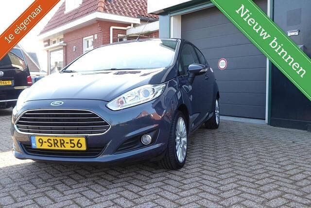 Occasion Ford Fiesta Titanium 80 PK (58 kW) 2013 Grijs Hatchback