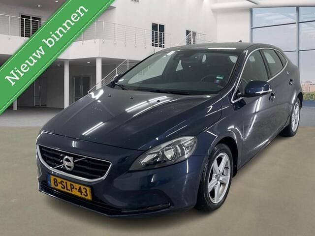 Occasion Volvo V40 Momentum 114 PK (83 kW) 2013 Blauw Hatchback