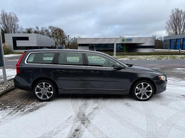 Occasion Volvo V70 Summum 180 PK (132 kW) 2012 Grijs Stationwagen