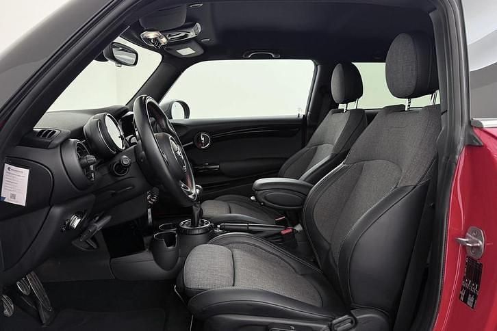 Occasion Mini John Cooper Works Business 136 PK (100 kW) 2016 Rood Hatchback