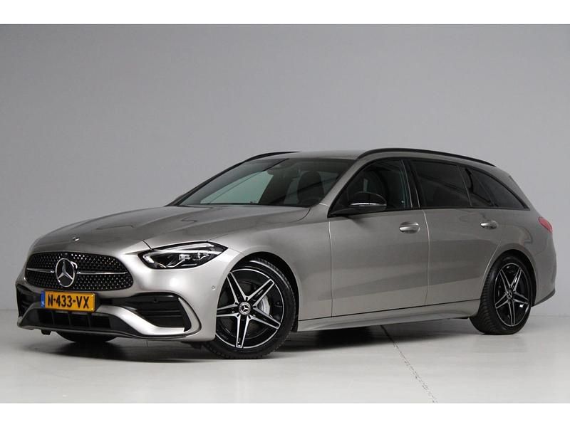 Grijs Gebruikt 2022 Mercedes C200 AMG line Stationwagen | € 32.945 (Goede deal) - Afbeelding 1/4