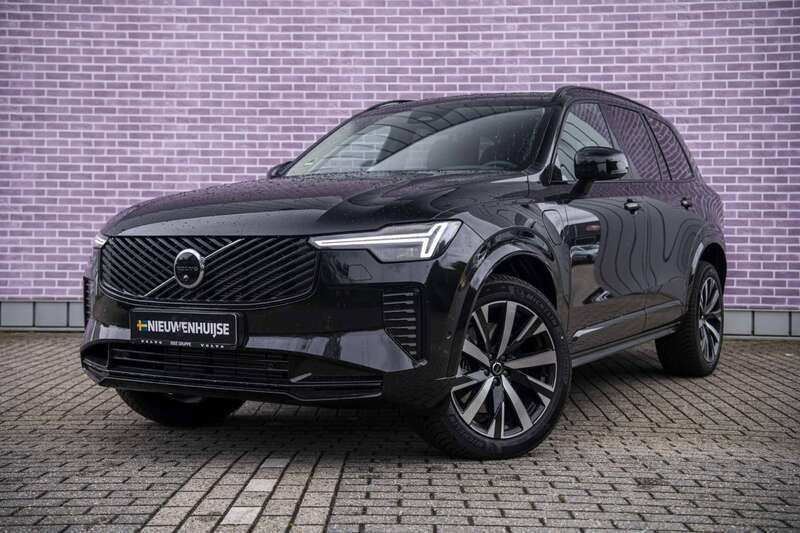 Zwart Gebruikt 2025 Volvo XC90 Plus SUV | € 87.399 (Super prijs) - Afbeelding 1/4
